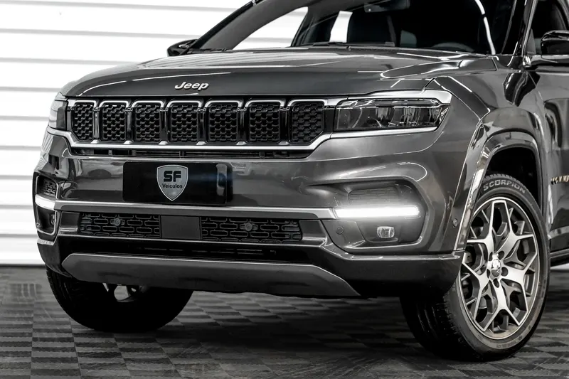 Jeep JEEP COMMANDER T380 DIESEL 4X4  7 LUGARES 2022 — foto 2