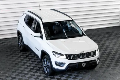 Jeep JEEP COMPASS DIESEL 4X4 LONGITUDE TOP 2018 — foto 4