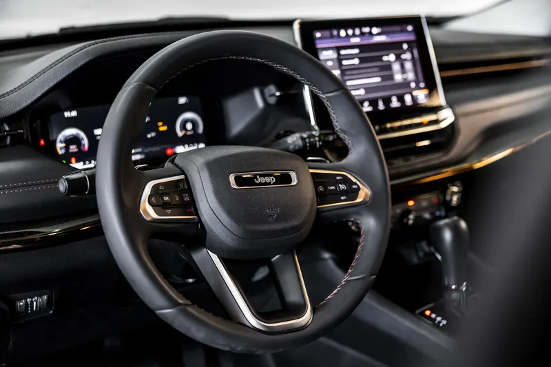 Jeep JEEP COMPASS LIMITED T270 TOP DE LINHA 2022 — foto 11