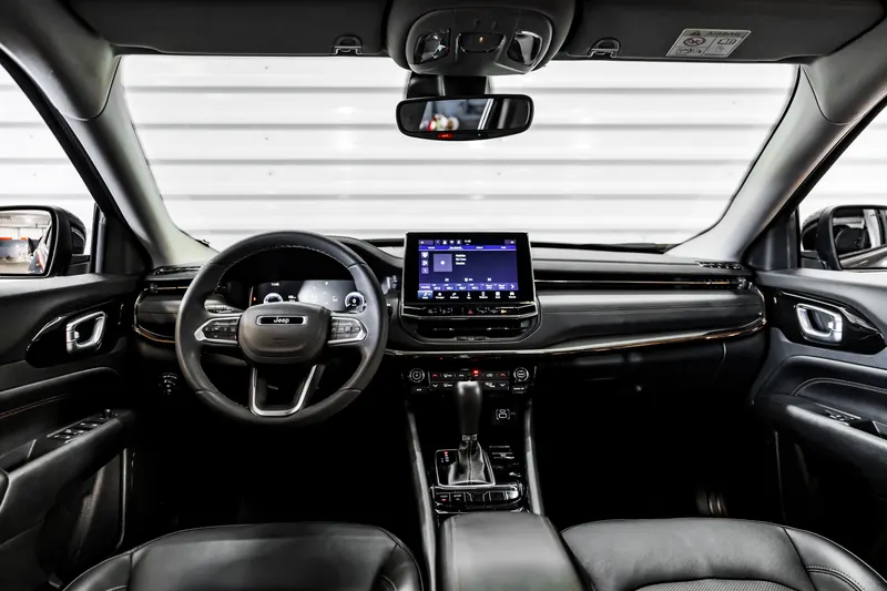 Jeep JEEP COMPASS LIMITED T270 TOP DE LINHA 2022 — foto 13