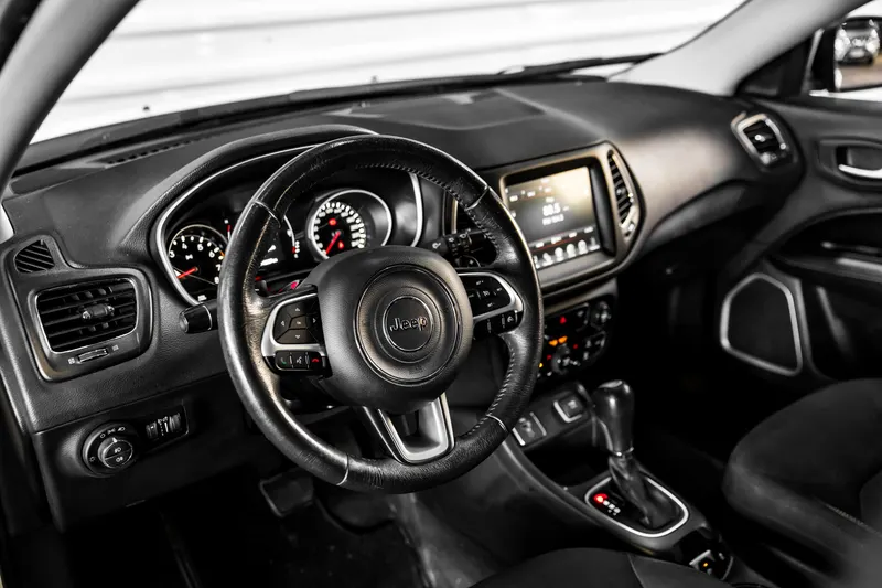Jeep JEEP COMPASS LONGITUDE AUTOMATICO 2017 — foto 9