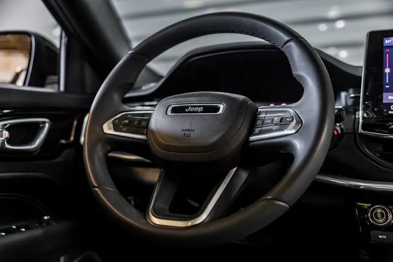 Jeep JEEP COMPASS S T270 TETO PANORAMICO 2023 — foto 11