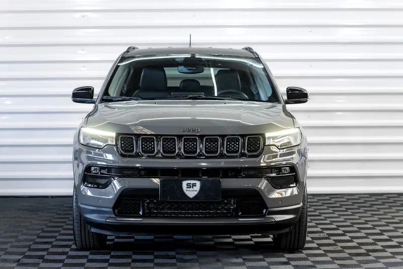 Jeep JEEP COMPASS T270 LONGITUDE TOP 2024 CINZA MOONSTONE 2024