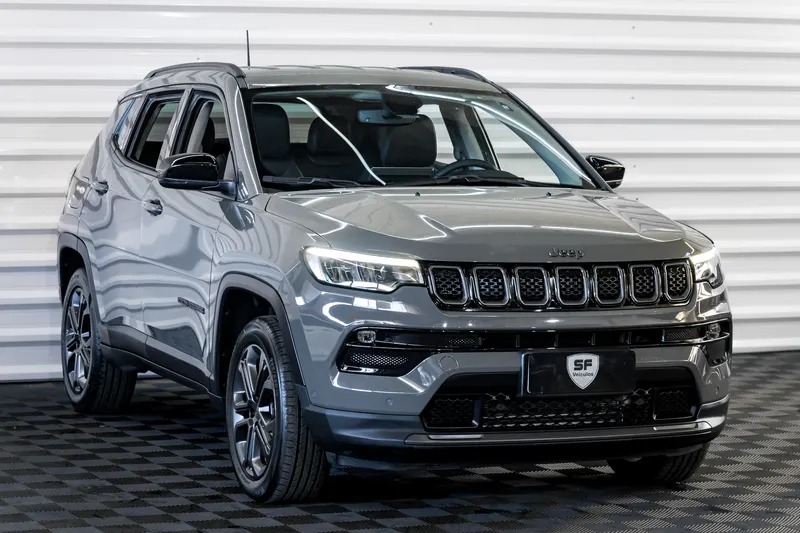 Jeep JEEP COMPASS T270 LONGITUDE TOP 2024 CINZA MOONSTONE 2024 — foto 15