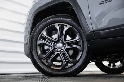 Jeep JEEP COMPASS T270 LONGITUDE TOP 2024 CINZA MOONSTONE 2024 — foto 17