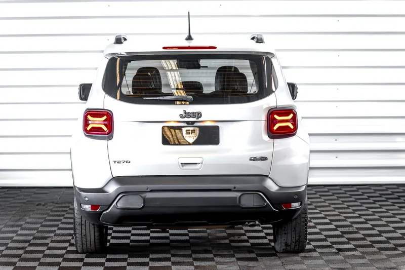 Jeep JEEP RENEGADE LONGITUDE 1.3 T270 TURBO 23 2023 — foto 9