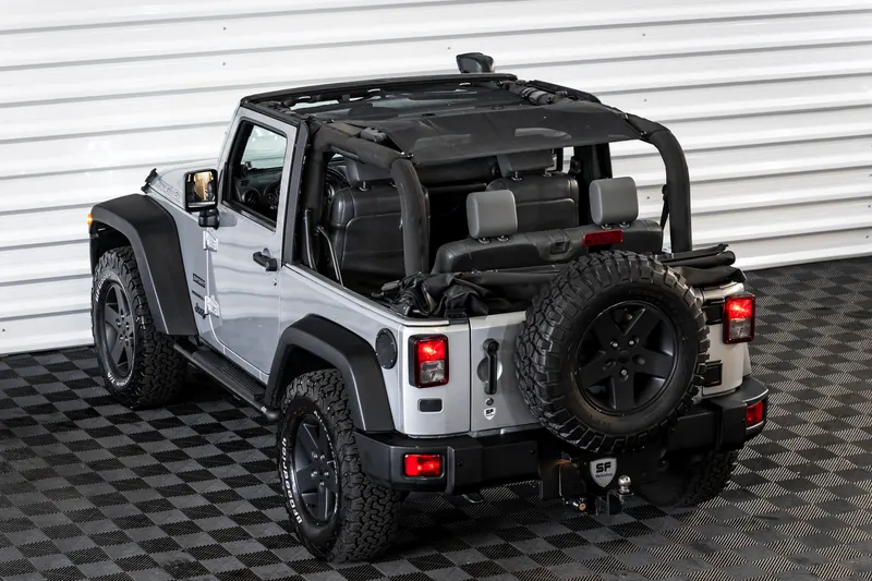 Jeep JEEP WRANGLER 3.8 SPORT 4X4 C/ 60000KM 2010 — foto 17