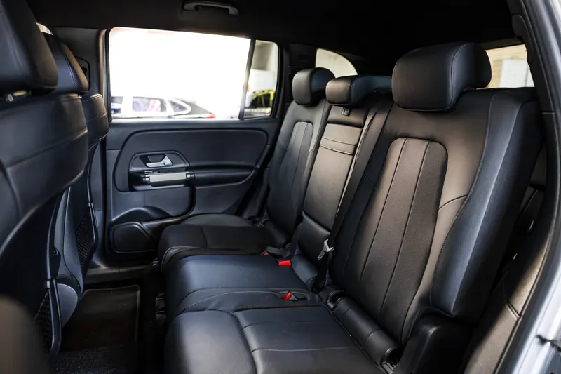 Mercedes-Benz MERCEDES GLB200 7 LUGARES ADVANCE TOP 2021 — foto 6