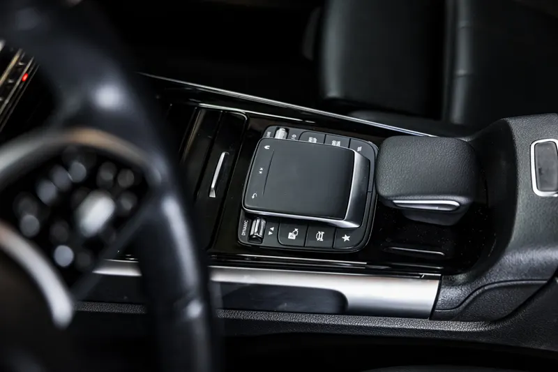 Mercedes-Benz MERCEDES GLB200 7 LUGARES ADVANCE TOP 2021 — foto 7