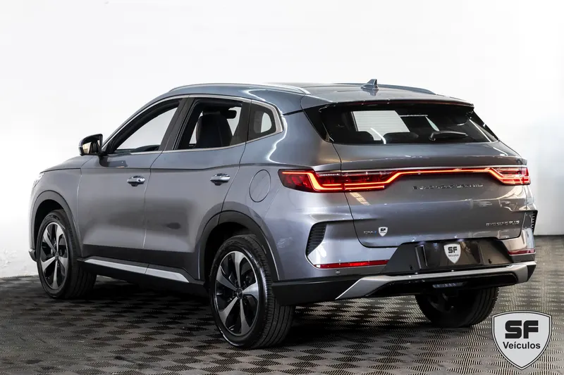 BYD BYD SONG PLUS 2025 TETO PANORAMICO HYBRIDO 2025 — foto 5