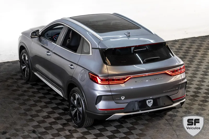 BYD BYD SONG PLUS 2025 TETO PANORAMICO HYBRIDO 2025 — foto 18