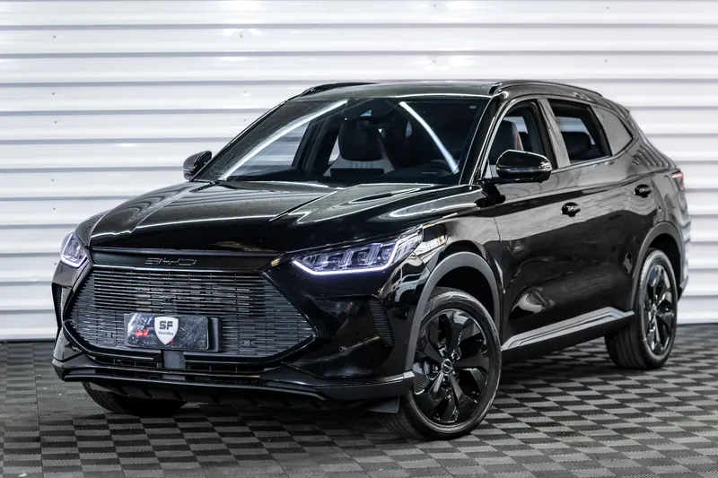 BYD BYD SONG PLUS HYBRIDO 2024 TETO PANORAMICO  2024 — foto 3