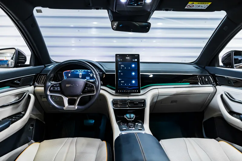 BYD BYD SONG PLUS HYBRIDO 2024 TETO PANORAMICO  2024 — foto 14