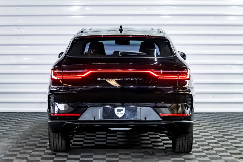 BYD BYD SONG PLUS HYBRIDO 2024 TETO PANORAMICO  2024 — foto 18