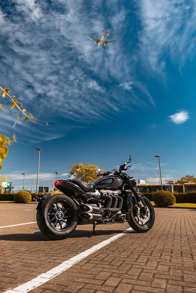 Outra TRIUMPH ROCKET III STORM R 2025 - UNICO DONO 2025 — foto 7