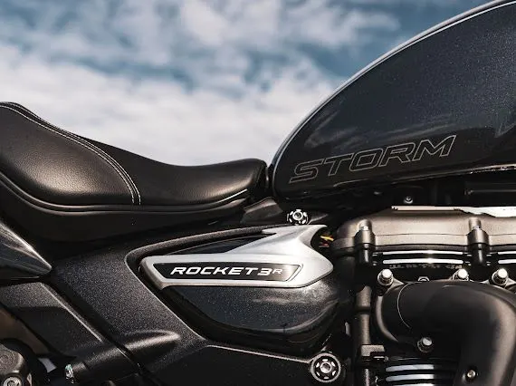 Outra TRIUMPH ROCKET III STORM R 2025 - UNICO DONO 2025 — foto 13