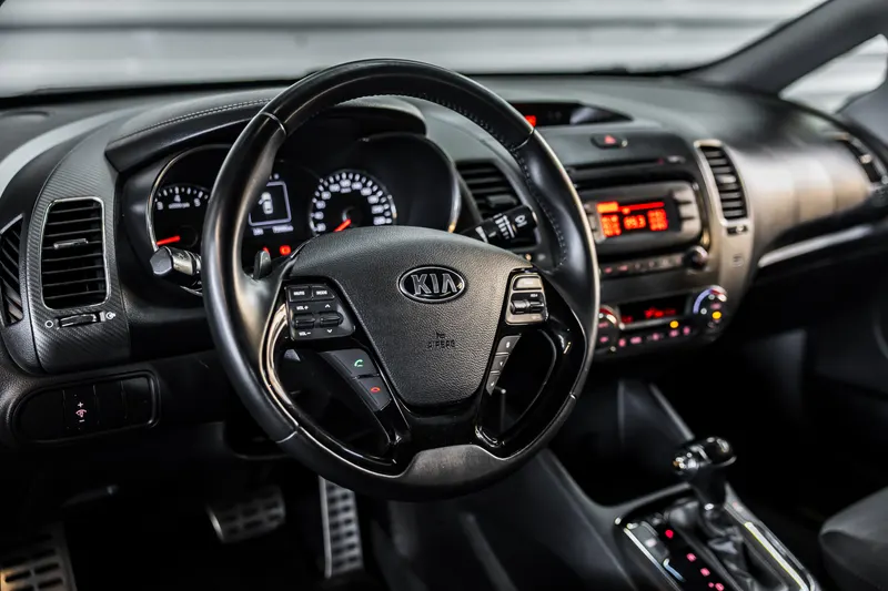 Kia CERATO SX 2019 — foto 9