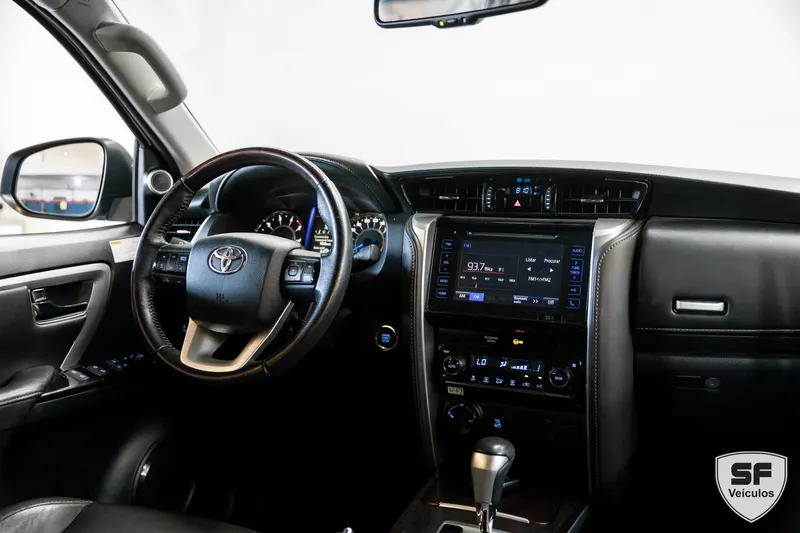 Toyota TOYOTA SW4 SRX 4X4 TURBO DIESEL 2019 2019 — foto 17