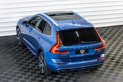 Volvo VOLVO XC60 T8 HYBRID R-DESIGN AWD  TOP 2019 — foto 4