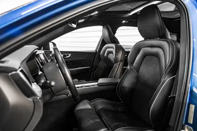 Volvo VOLVO XC60 T8 HYBRID R-DESIGN AWD  TOP 2019 — foto 7