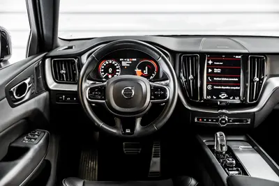 Volvo VOLVO XC60 T8 HYBRID R-DESIGN AWD  TOP 2019 — foto 12