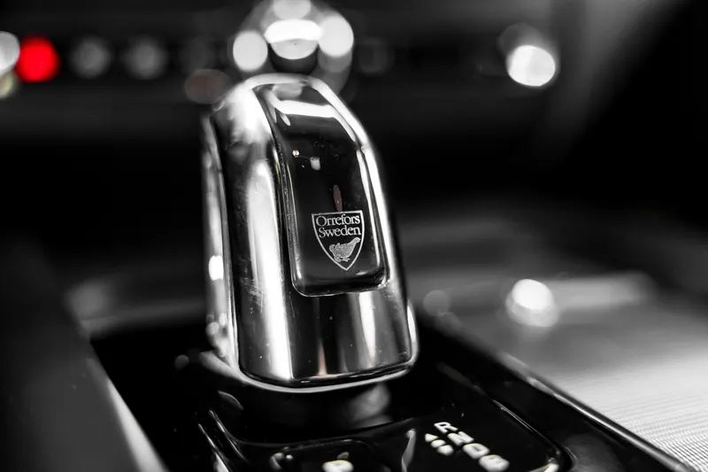Volvo VOLVO XC60 T8 HYBRID R-DESIGN AWD  TOP 2019 — foto 13