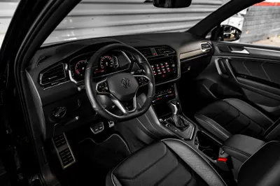 VW VW TIGUAN R-LINE 2.0 300 TSI 2024 2024 — foto 12