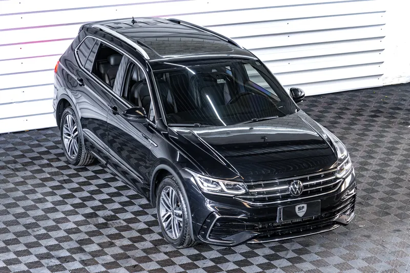 VW VW TIGUAN R-LINE 2.0 300 TSI 2024 2024 — foto 2