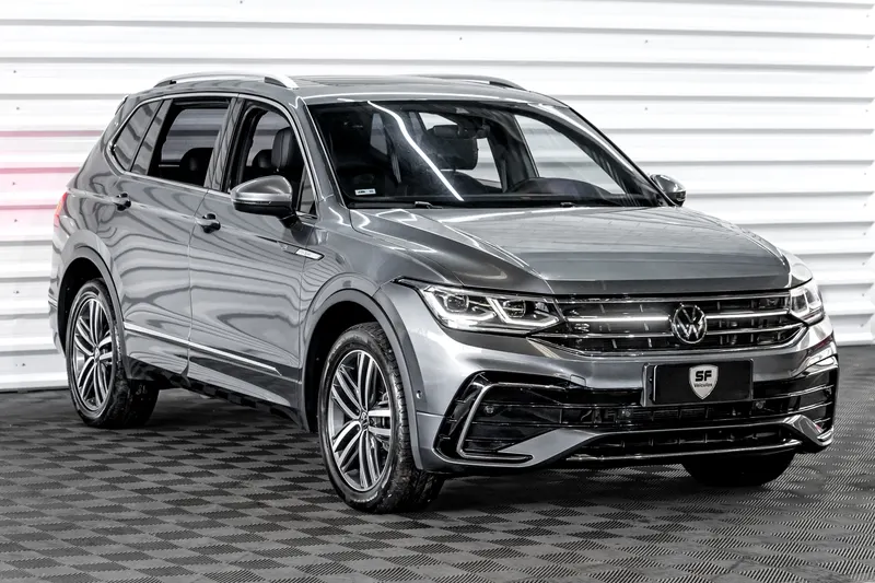 VW VW TIGUAN R-LINE 2.0 300 TSI 2024 2024 — foto 3